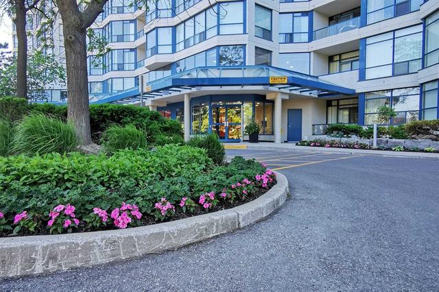 204 - 1 Clark Ave, Condo with 2 bedrooms, 2 bathrooms and 2 parking in Vaughan ON | Card Image