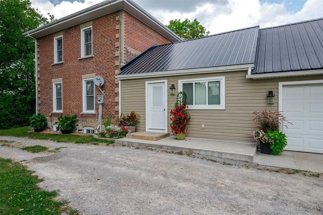 879 Highway 7, House detached with 4 bedrooms, 2 bathrooms and 5 parking in Otonabee South Monaghan ON | Image 12