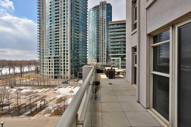 809 - 35 Bastion St, Condo with 2 bedrooms, 2 bathrooms and 2 parking in Toronto ON | Image 17