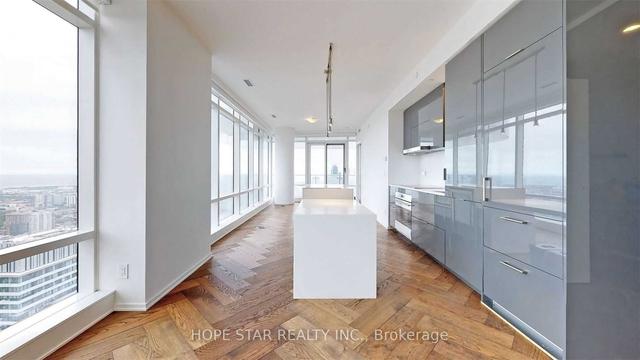 6704 - 1 Bloor St E, Condo with 2 bedrooms, 2 bathrooms and 1 parking in Toronto ON | Image 38