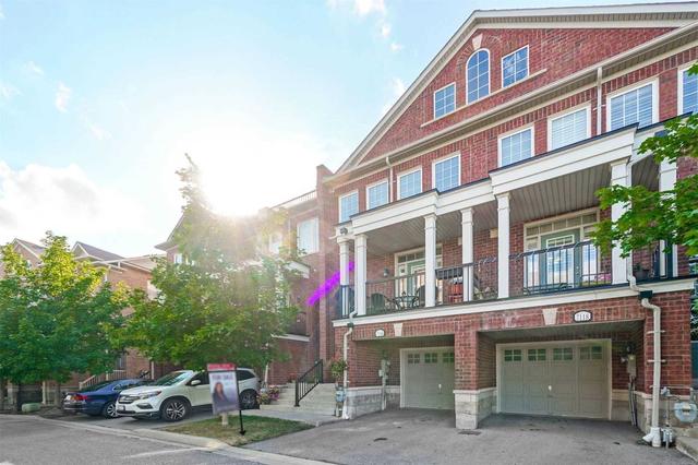 7116 Triumph Lane, Townhouse with 3 bedrooms, 3 bathrooms and 2 parking in Mississauga ON | Image 1