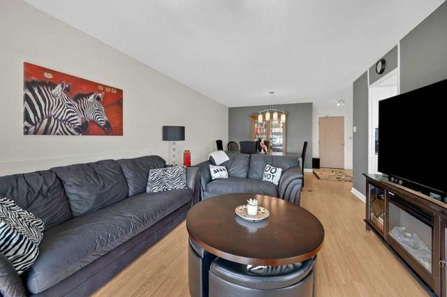 1201 - 20 Harding Blvd W, Condo with 2 bedrooms, 2 bathrooms and 1 parking in Richmond Hill ON | Image 17