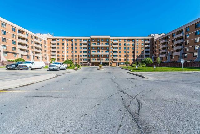 149 - 2645 Jane St, Condo with 2 bedrooms, 2 bathrooms and 1 parking in Toronto ON | Image 12