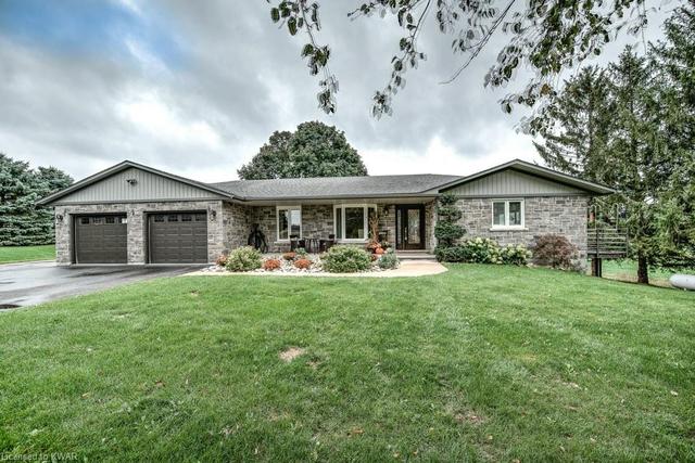 1251 Huron Road, House detached with 4 bedrooms, 2 bathrooms and 12 parking in Wilmot ON | Image 4