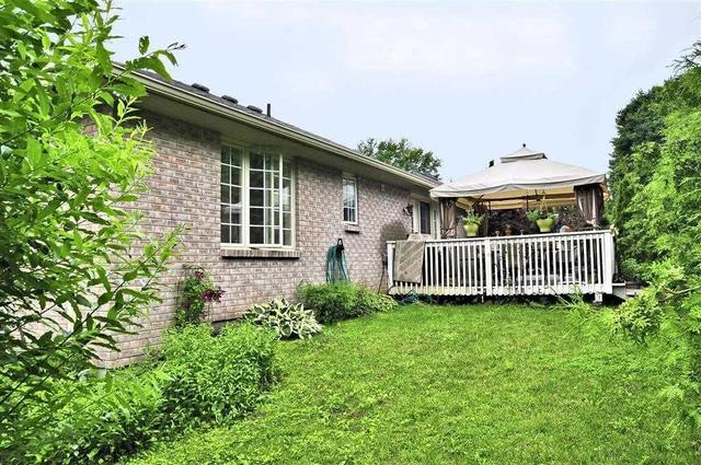 26 Hillview Dr, House detached with 2 bedrooms, 3 bathrooms and 4 parking in Kawartha Lakes ON | Image 18