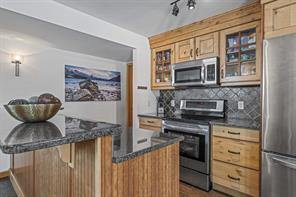 4 - 722 3rd Street, Home with 2 bedrooms, 1 bathrooms and 2 parking in Kananaskis AB | Image 4