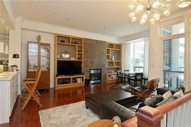Th1 - 761 Bay St, Townhouse with 3 bedrooms, 3 bathrooms and 2 parking in Toronto ON | Image 2