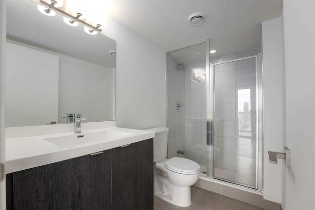 2308 - 89 Mcgill St, Condo with 3 bedrooms, 2 bathrooms and 1 parking in Toronto ON | Image 7