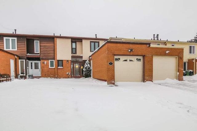 29 Dragoon Cres, House semidetached with 3 bedrooms, 3 bathrooms and 3 parking in Toronto ON | Image 14