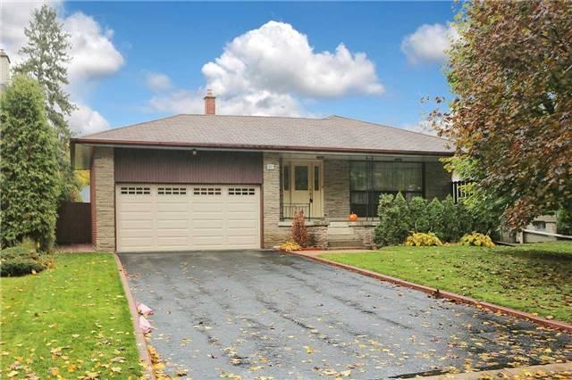 27 Hartsdale Dr, House detached with 3 bedrooms, 3 bathrooms and 4 parking in Toronto ON | Image 1