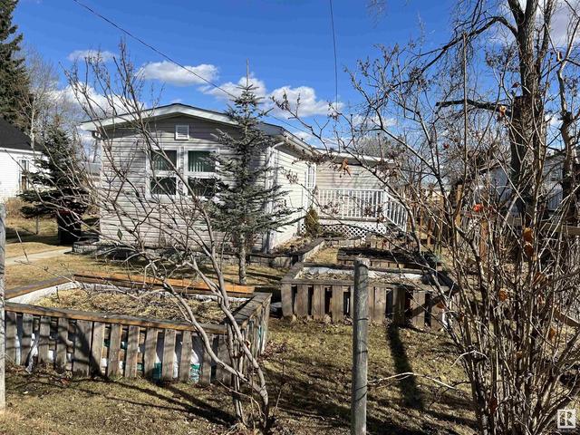 5107 50 St, House detached with 3 bedrooms, 2 bathrooms and null parking in Thorhild County AB | Image 3