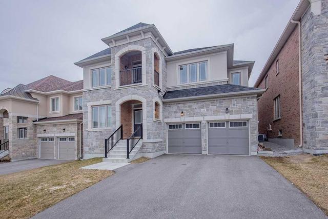 10 Ben Sinclair Ave, House detached with 4 bedrooms, 4 bathrooms and 4 parking in East Gwillimbury ON | Image 1