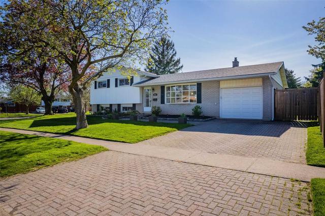 4443 Queensway Gdns, House detached with 3 bedrooms, 2 bathrooms and 3 parking in Niagara Falls ON | Image 1