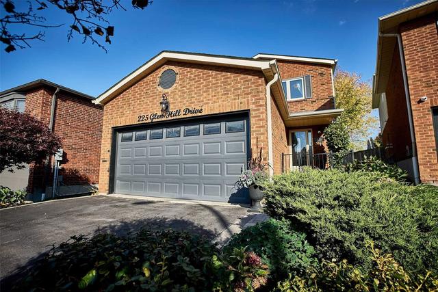 225 Glen Hill Dr, House detached with 3 bedrooms, 3 bathrooms and 4 parking in Whitby ON | Image 1