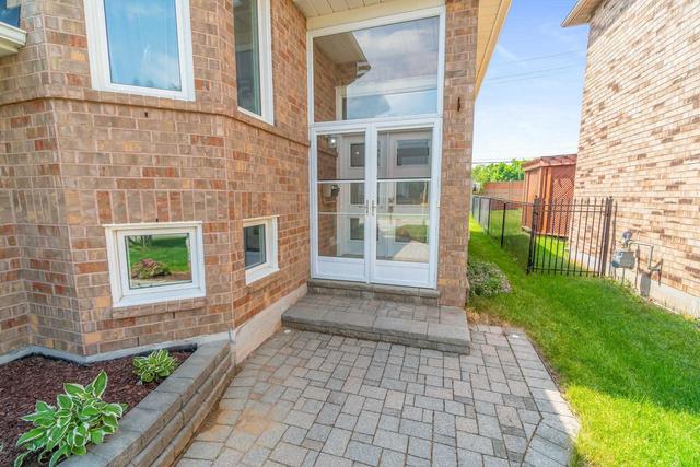 51 Mccullough Cres, House detached with 3 bedrooms, 1 bathrooms and 4 parking in Halton Hills ON | Image 31