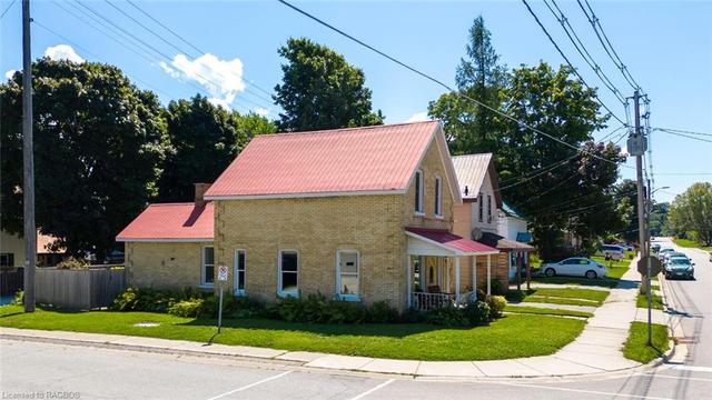 537 Claude Street, House detached with 3 bedrooms, 2 bathrooms and 1 parking in South Bruce Peninsula ON | Image 40