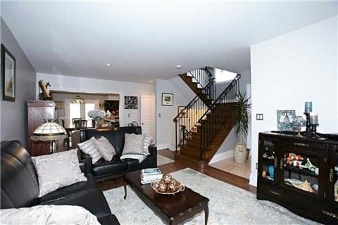 225 John St, House detached with 3 bedrooms, 4 bathrooms and 3 parking in Toronto ON | Image 3
