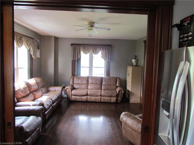 361 Talbot W Street, House detached with 5 bedrooms, 1 bathrooms and null parking in Aylmer ON | Image 4