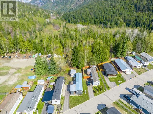 76 - 76 Johnson Way, House detached with 2 bedrooms, 1 bathrooms and 3 parking in Revelstoke BC | Image 15