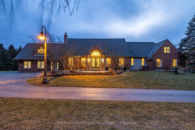 1670 Medad Springs Crt, House detached with 5 bedrooms, 5 bathrooms and 17 parking in Burlington ON | Image 1