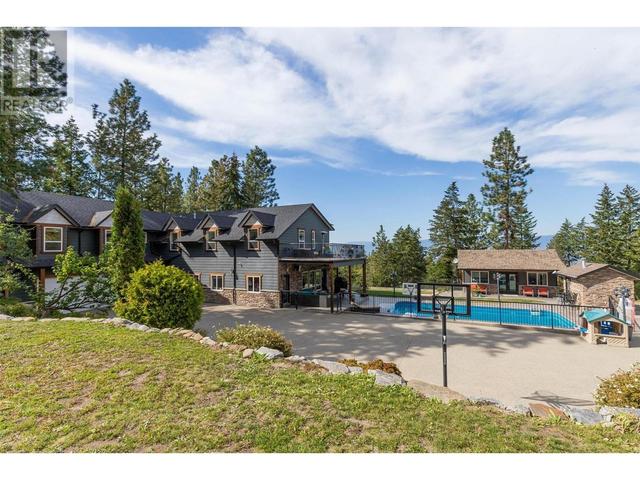 4444 June Springs Road, House detached with 5 bedrooms, 4 bathrooms and 12 parking in Central Okanagan BC | Image 24