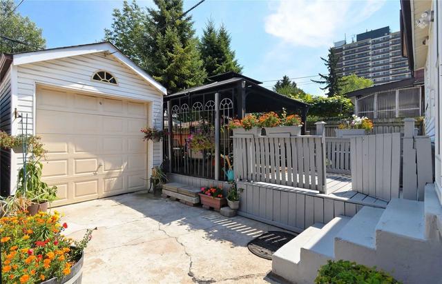 185 Oakwood Ave, House detached with 4 bedrooms, 3 bathrooms and 3 parking in Toronto ON | Image 16