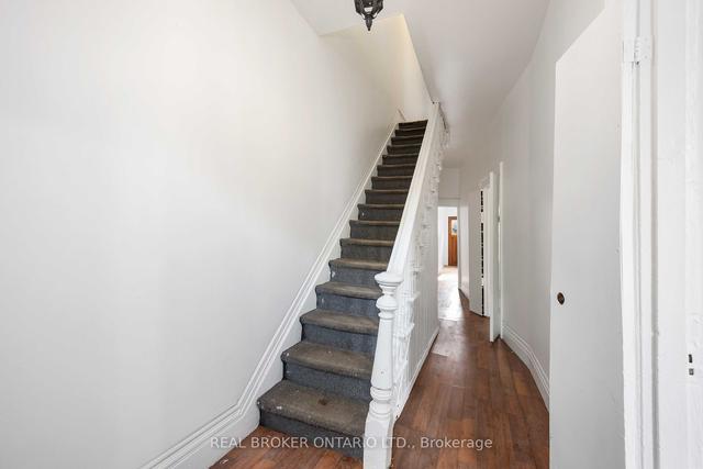457 Queen St E, House attached with 4 bedrooms, 2 bathrooms and 0 parking in Toronto ON | Image 18