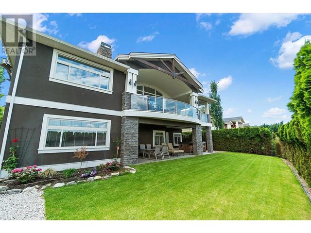 698 Devonian Avenue, House detached with 5 bedrooms, 4 bathrooms and 11 parking in Kelowna BC | Image 72