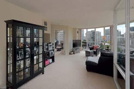 1013 - 24 Wellesley St W, Condo with 2 bedrooms, 2 bathrooms and 1 parking in Toronto ON | Image 1