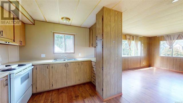 1490 Cowichan Bay Rd, House other with 3 bedrooms, 1 bathrooms and 3 parking in Cowichan Valley D BC | Image 32