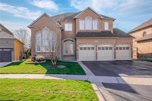 2205 Galloway Dr, House detached with 5 bedrooms, 5 bathrooms and 9 parking in Oakville ON | Image 1