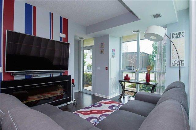 106 - 15 Legion Rd, Townhouse with 3 bedrooms, 3 bathrooms and 2 parking in Toronto ON | Image 6