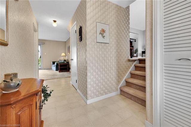 296 Sandowne Drive, House detached with 3 bedrooms, 1 bathrooms and 3 parking in Waterloo ON | Image 33