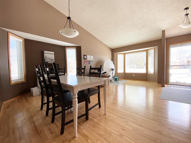 14 Sandy Drive, House detached with 5 bedrooms, 2 bathrooms and 4 parking in Whitecourt AB | Image 5