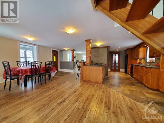 10114 Mcintyre Road, House detached with 2 bedrooms, 2 bathrooms and 10 parking in North Dundas ON | Image 15