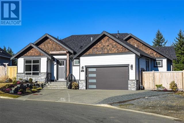 1168 Silversmith Pl, House detached with 5 bedrooms, 4 bathrooms and 2 parking in Comox BC | Image 2
