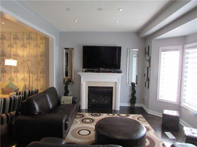 1437 Laurier Ave, House detached with 4 bedrooms, 3 bathrooms and 4 parking in Milton ON | Image 6