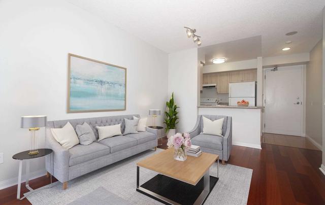 2208 - 153 Beecroft Rd, Condo with 1 bedrooms, 1 bathrooms and 1 parking in Toronto ON | Image 1
