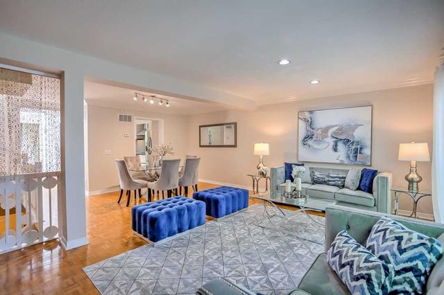 th 3 - 1325 Steeles Ave W, Townhouse with 3 bedrooms, 3 bathrooms and 2 parking in Toronto ON | Image 9