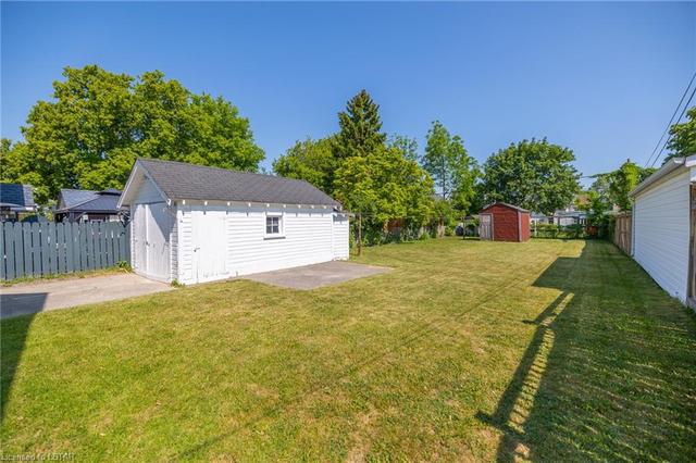 262 Ross Avenue, House detached with 3 bedrooms, 1 bathrooms and null parking in Sarnia ON | Image 21