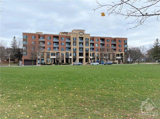 516 - 316 Bruyere Street, Condo with 2 bedrooms, 2 bathrooms and 1 parking in Ottawa ON | Card Image