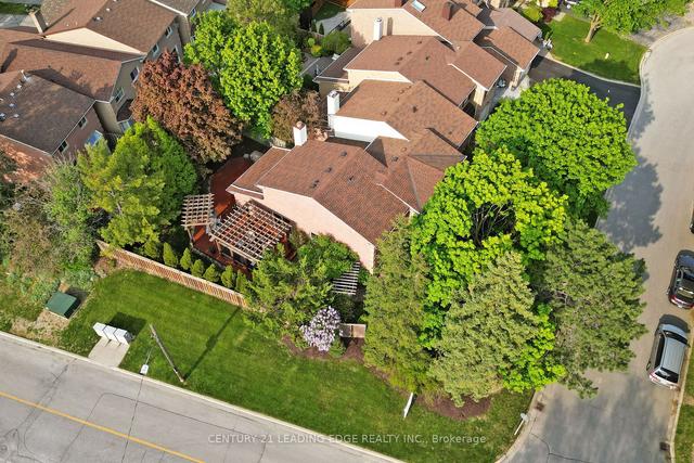 1 Sarah Jane Crt N, House semidetached with 3 bedrooms, 3 bathrooms and 3 parking in Markham ON | Image 31