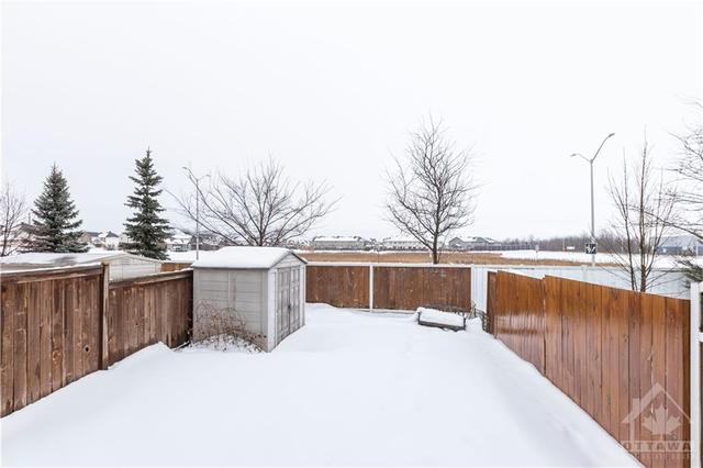 1092 Candlewood Street, Townhouse with 3 bedrooms, 3 bathrooms and 3 parking in Ottawa ON | Image 24