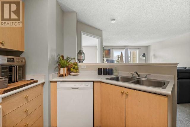 2316, - 2600 66 Street Ne, Condo with 2 bedrooms, 2 bathrooms and 1 parking in Calgary AB | Image 5
