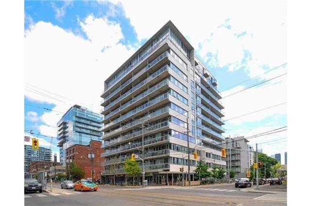 1001 - 38 Niagara St, Condo with 2 bedrooms, 2 bathrooms and 1 parking in Toronto ON | Image 3