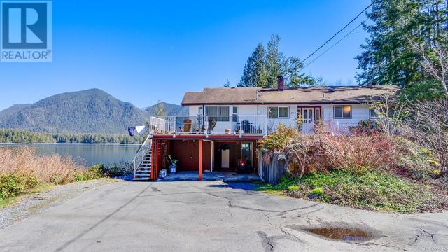 740 Campbell St, House detached with 4 bedrooms, 2 bathrooms and 6 parking in Tofino BC | Image 5