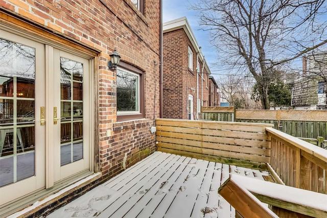 1046 Mount Pleasant Rd, House semidetached with 3 bedrooms, 2 bathrooms and 0 parking in Toronto ON | Image 25