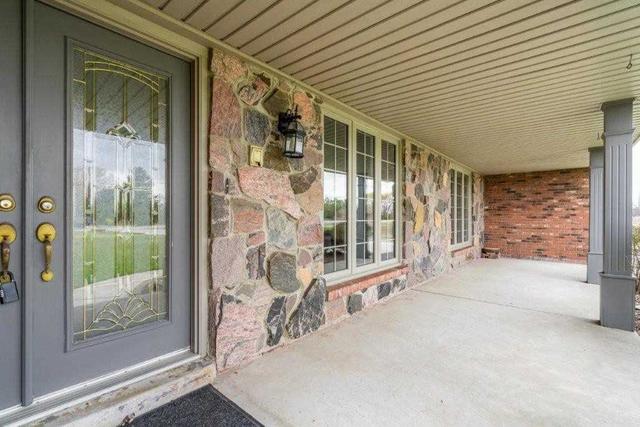 9580 County Road 42, House detached with 4 bedrooms, 1 bathrooms and 10 parking in Windsor ON | Image 26