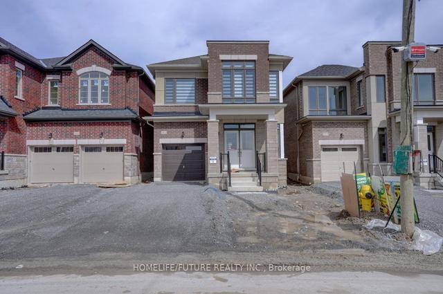 881 Rexton Dr, House detached with 4 bedrooms, 3 bathrooms and 3 parking in Oshawa ON | Image 1