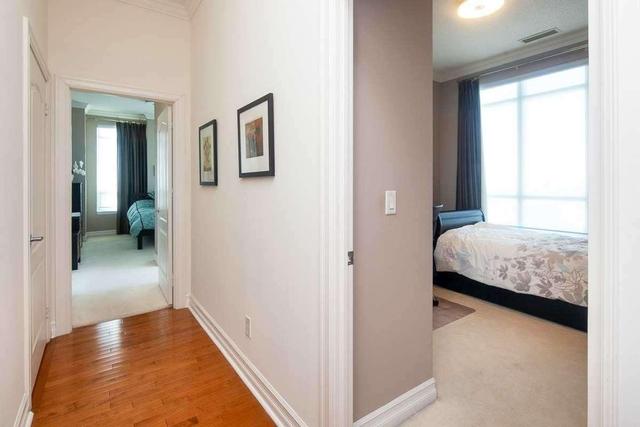 Uph08 - 17 Barberry Pl, Condo with 2 bedrooms, 2 bathrooms and 1 parking in Toronto ON | Image 8